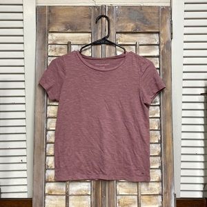 American Eagle tshirt. Size XS.